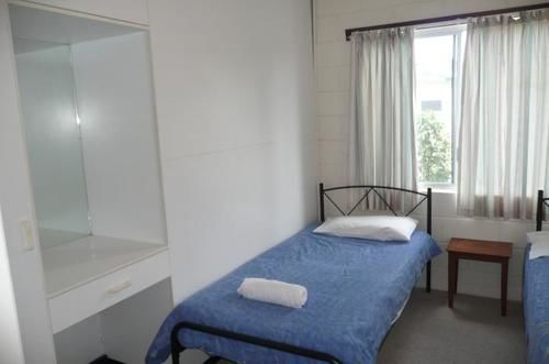Ocean Breeze Apartments Bowen Eksteriør billede